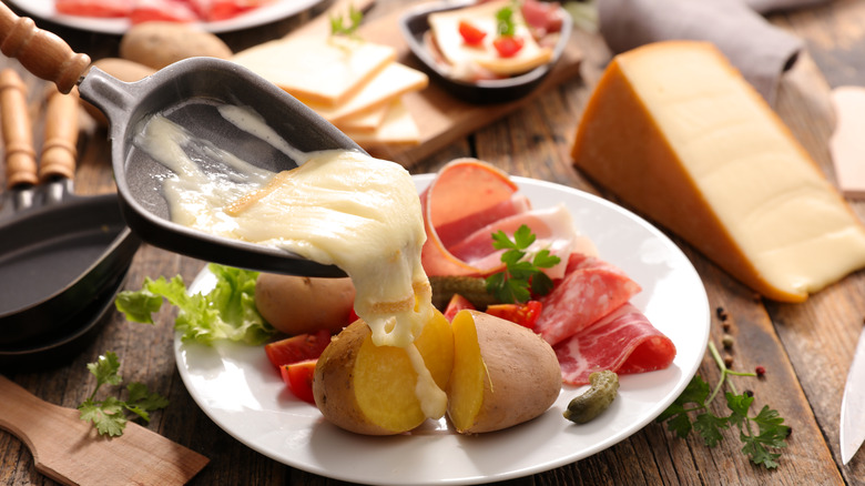 Raclette
Раклет